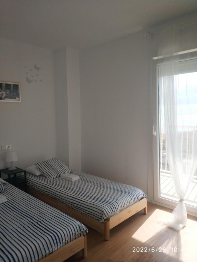 Bonito Apartamento Con Piscina Cerca De La Playa. Канет-де-Беренгер Экстерьер фото